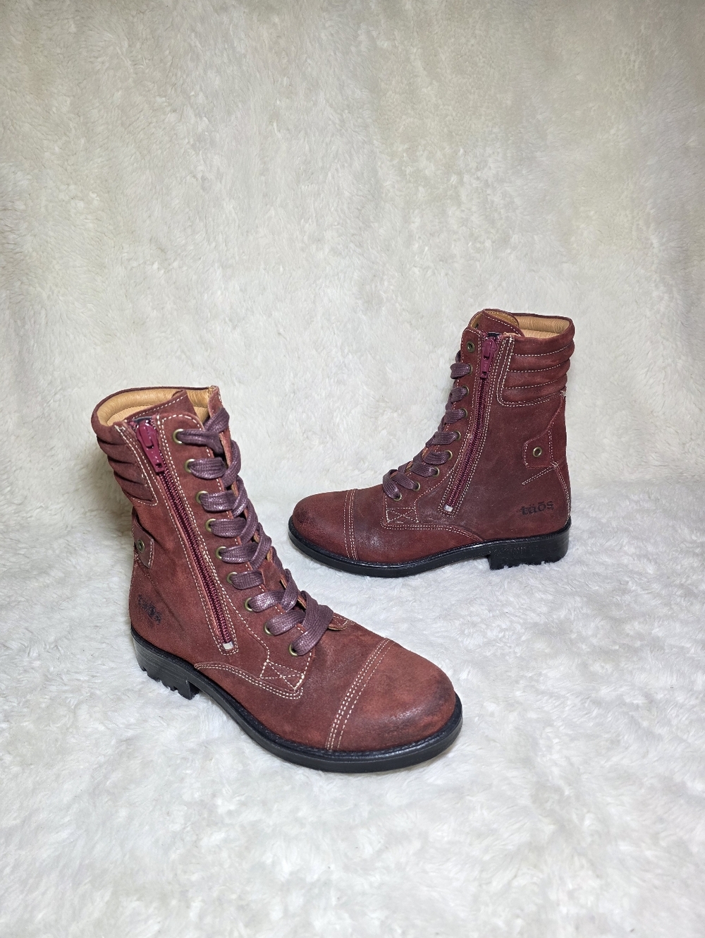 Taos Renegade NWOT Bordeaux Suede Moto Combat Boots Women's Size 5.5 (EU 36)